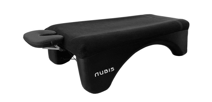 Hier sehen Sie das Produkt NubisLITE- komplett aufblasbare Massage-Liege aus der Kategorie Mobile Liegen. Ein Artikel erhältlich bei MTR Equipments.