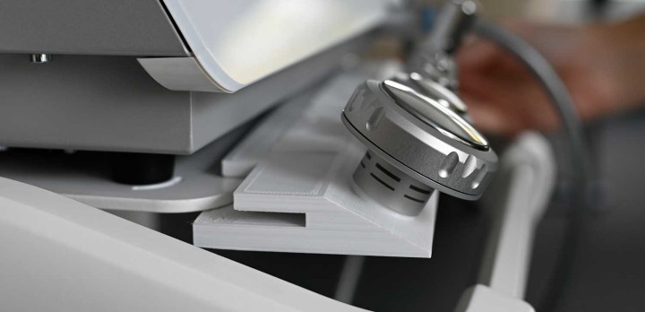 Hier sehen Sie das Produkt SwissDolorClast® - Applikator-Halterung aus der Kategorie Stosswellentherapie. Ein Artikel erhältlich bei MTR Equipments.